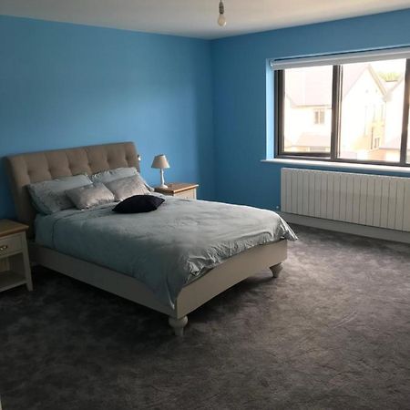 1 Luxurious Room In Family Home 基拉尼 外观 照片